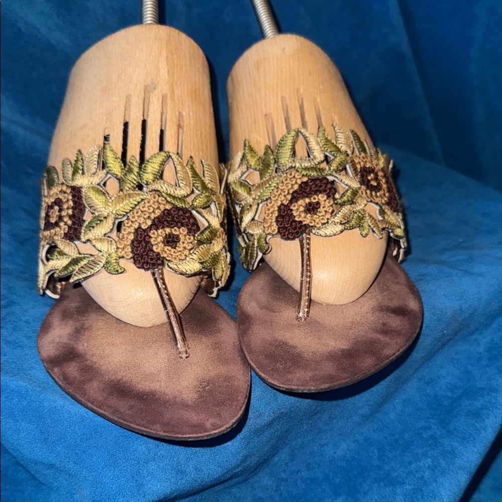 Metro size 37 Embroidered Floral Sandals - Brown and Green short wedge heel - Picture 2 of 4